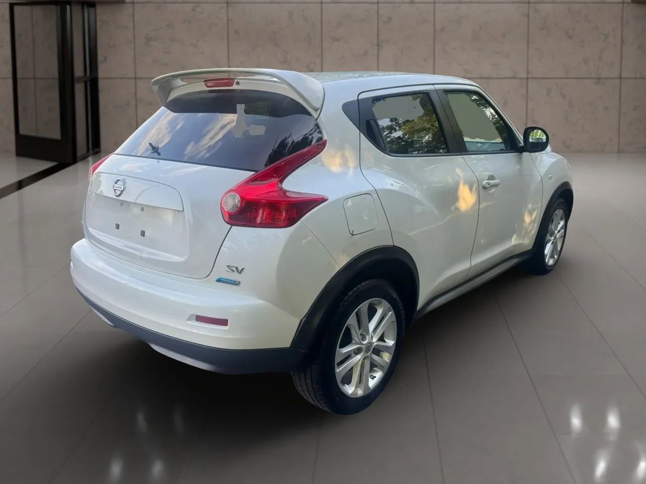 Used 2013 Nissan Juke SV FWD image 6