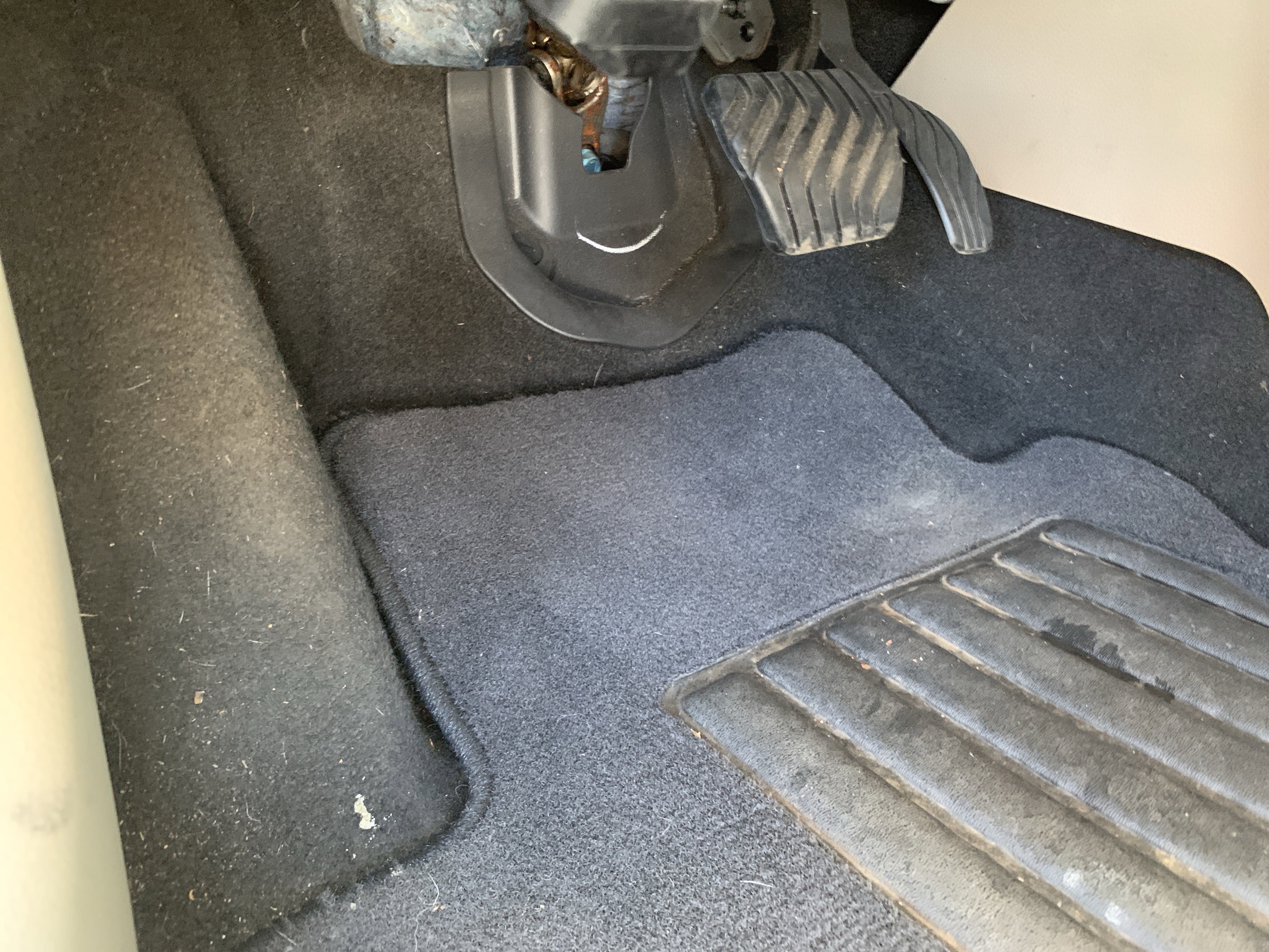 Used 2017 Nissan Rogue SV image 17