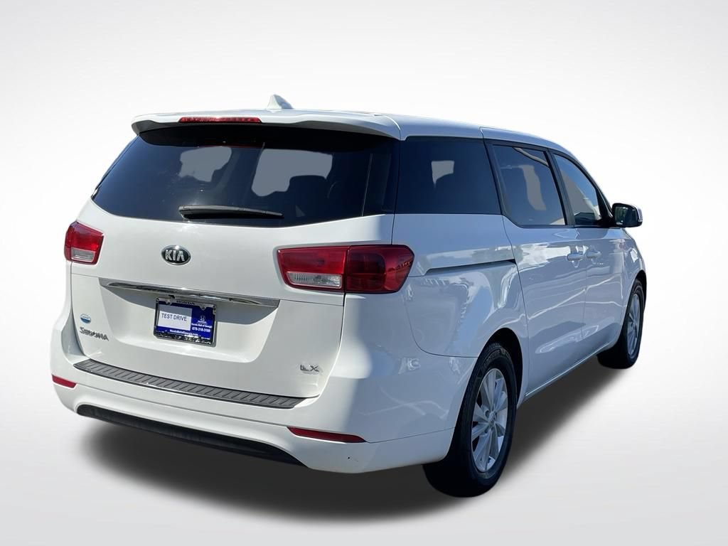 Used 2017 Kia Sedona LX FWD image 6
