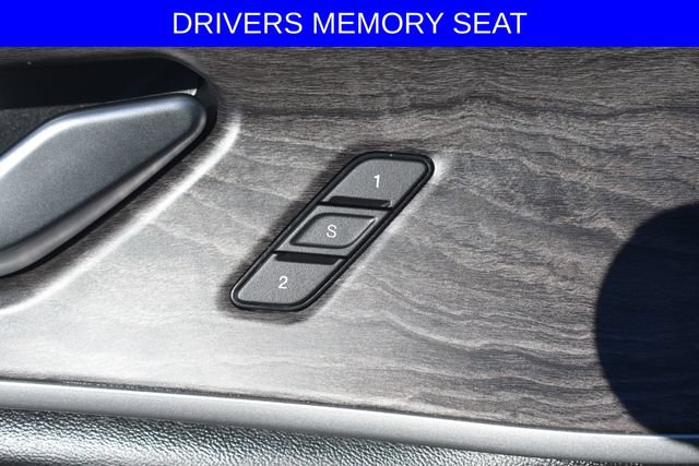 Used 2023 Jeep Grand Cherokee L Limited AWD/4WD image 10