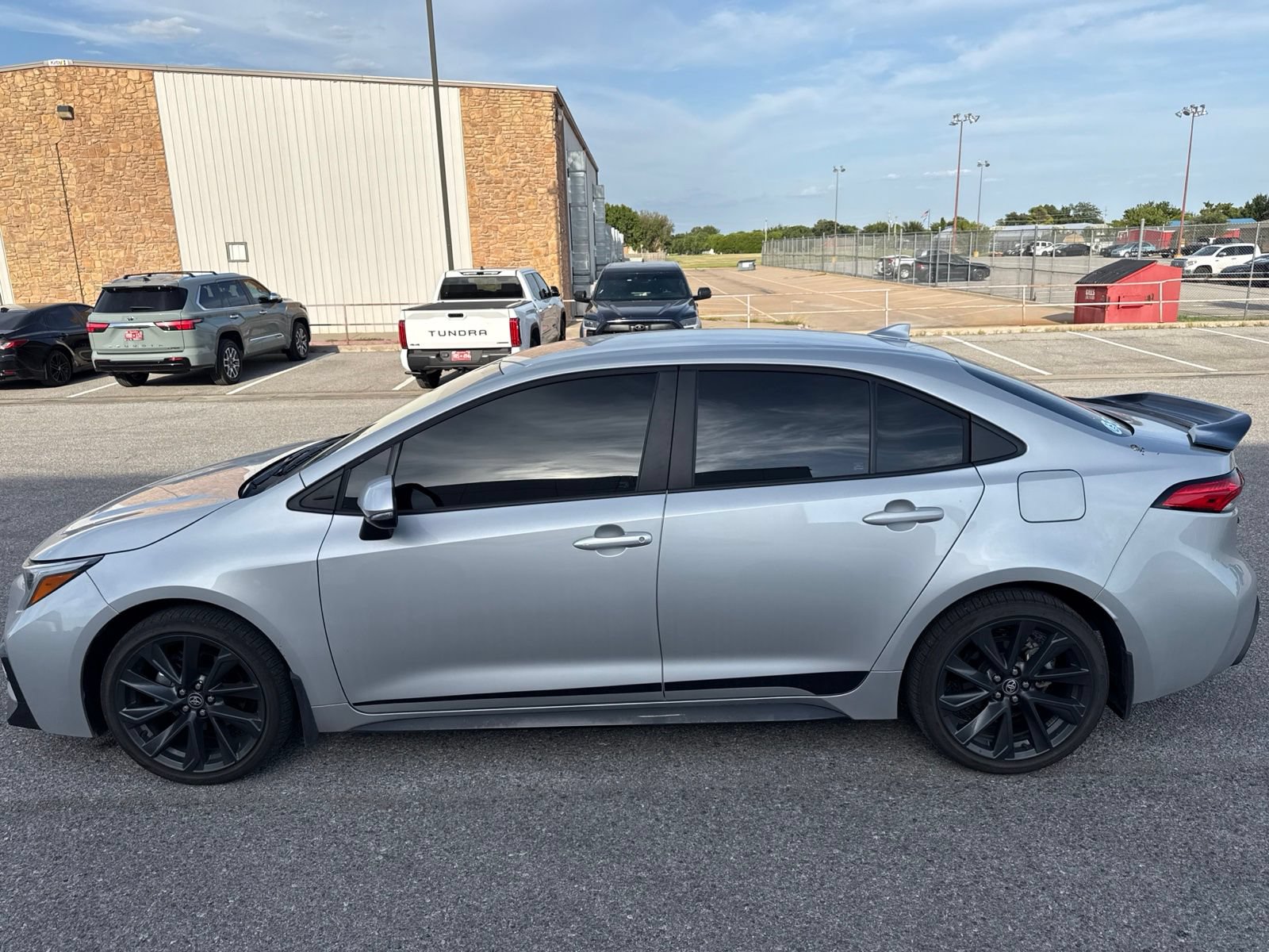 Used 2026 Toyota Corolla SE FWD image 5
