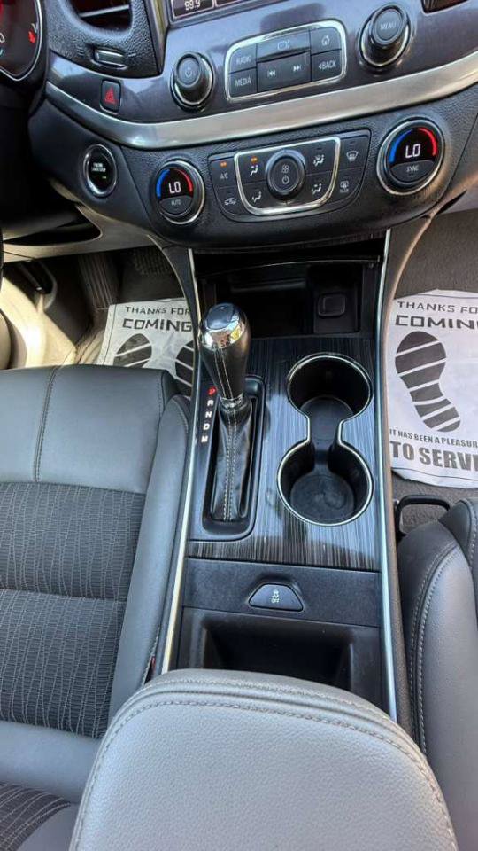 Used 2018 Chevrolet Impala LT FWD image 8