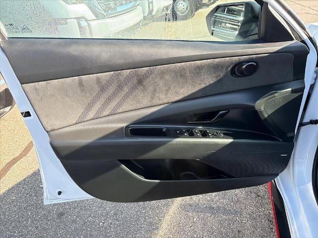 Used 2024 Hyundai Elantra N image 20