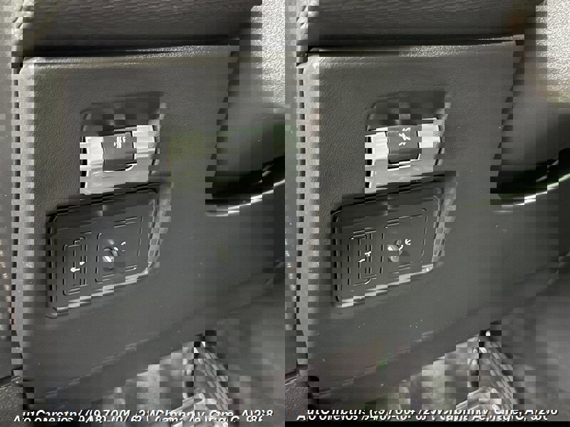 Used 2021 Land Rover Range Rover Evoque S image 20