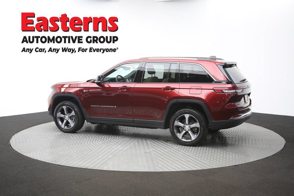 Used 2023 Jeep Grand Cherokee 4WD 4xe w/ Luxury Tech Group II image 64