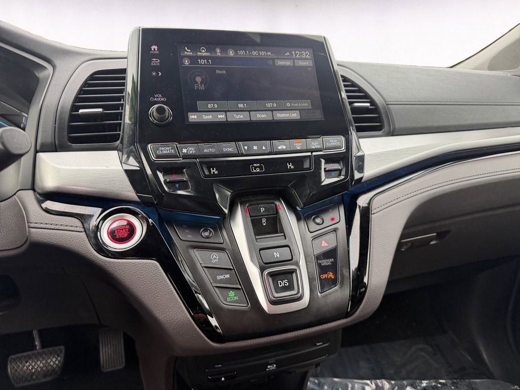 Used 2023 Honda Odyssey Touring image 11