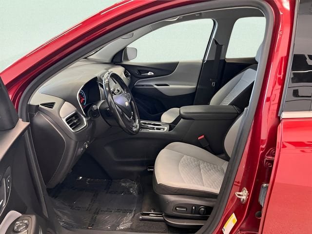 Used 2020 Chevrolet Equinox LT FWD image 19