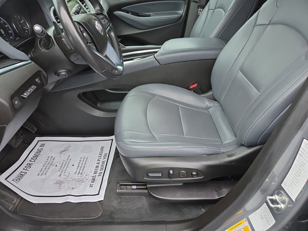 Used 2024 Buick Enclave Premium image 13