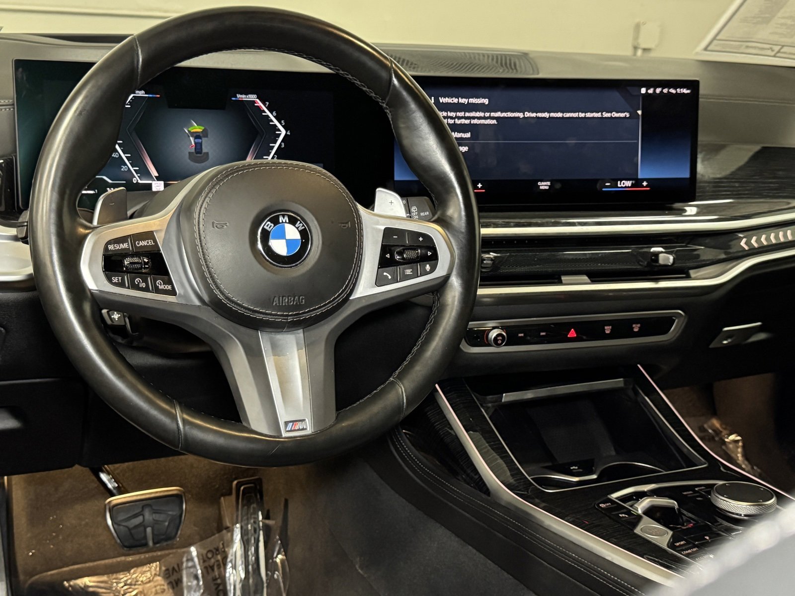 Used 2023 BMW X7 xDrive40i w/ M Sport Package image 34