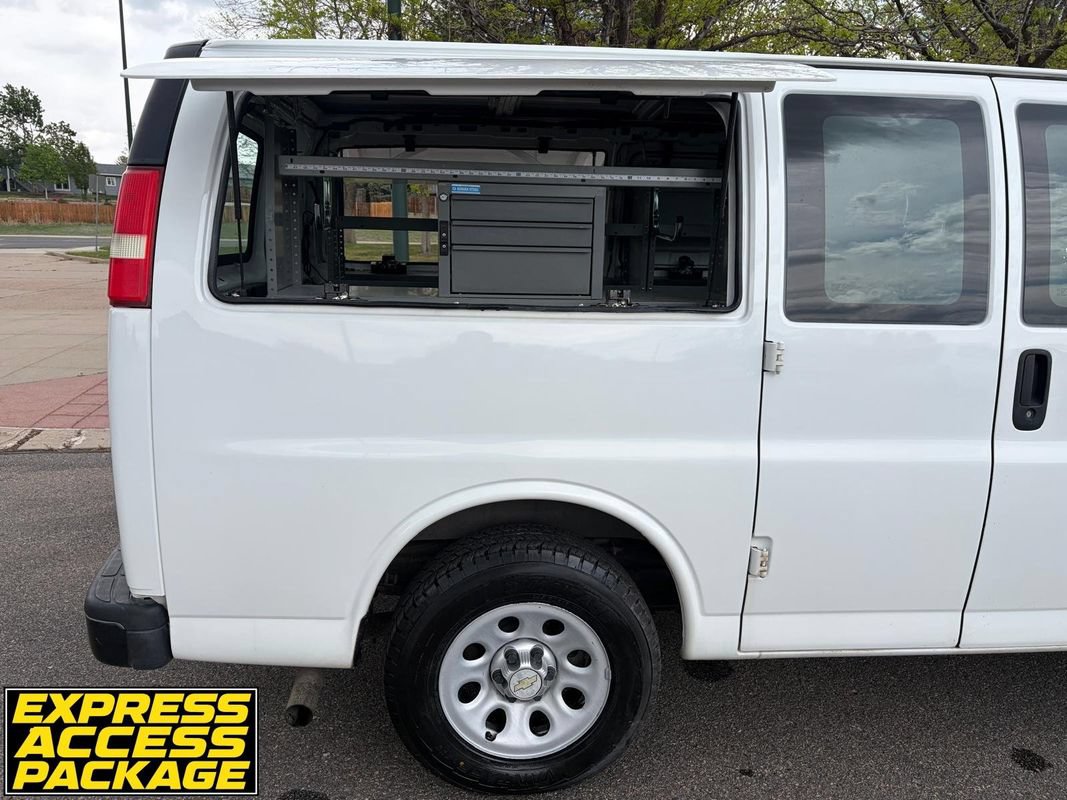 Used 2012 Chevrolet Express 1500 AWD image 8