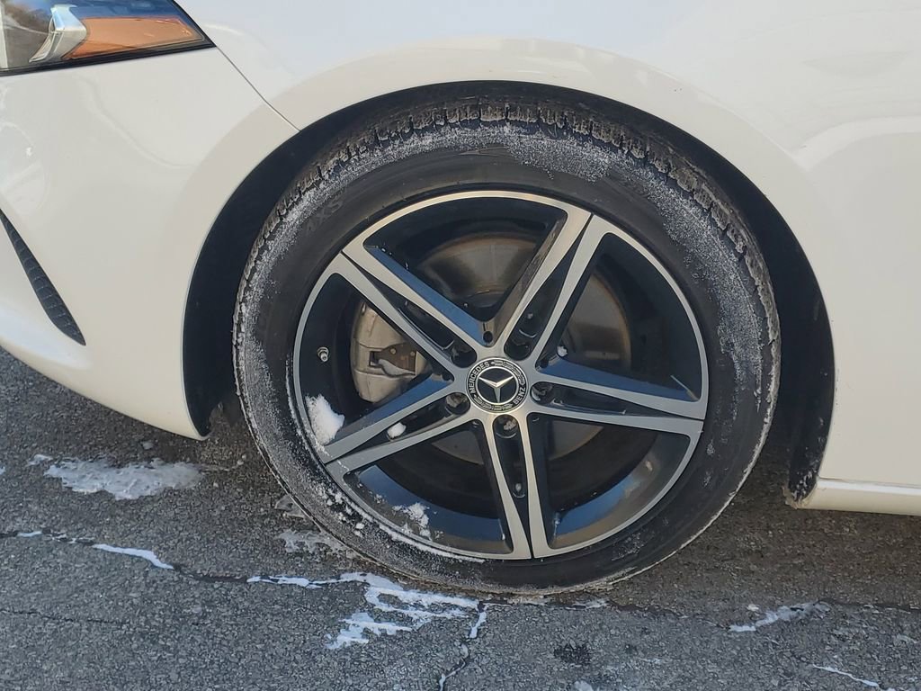 Used 2022 Mercedes-Benz A 220 w/ Premium Package Lite image 8