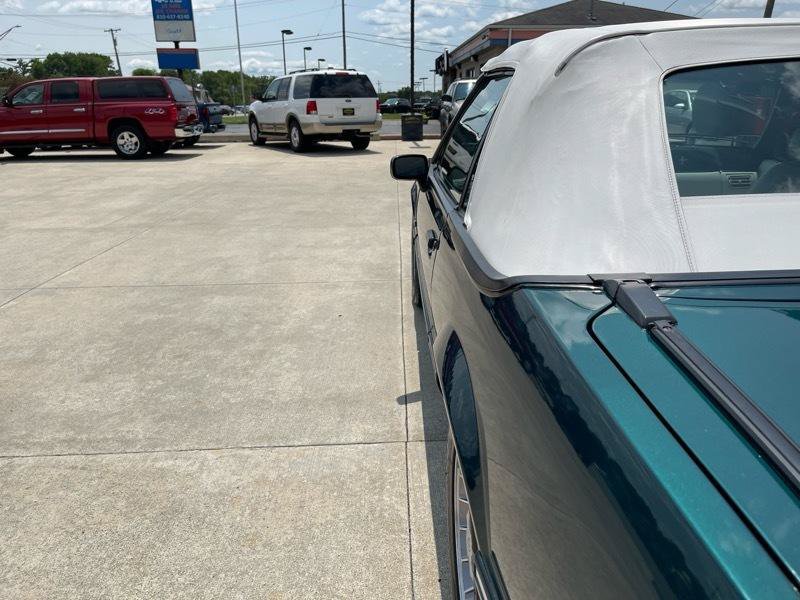 Used 1990 Ford Mustang LX RWD image 14