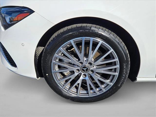 Used 2025 Mercedes-Benz CLA 250 image 23