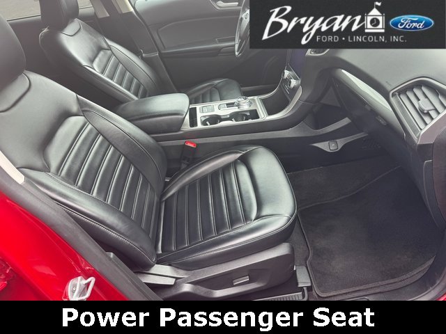 Used 2023 Ford Edge SEL w/ Convenience Package image 16