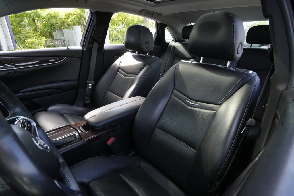 Used 2014 Cadillac XTS Premium AWD/4WD image 24