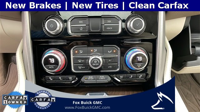 Used 2021 GMC Yukon XL Denali w/ Denali Premium Package image 25