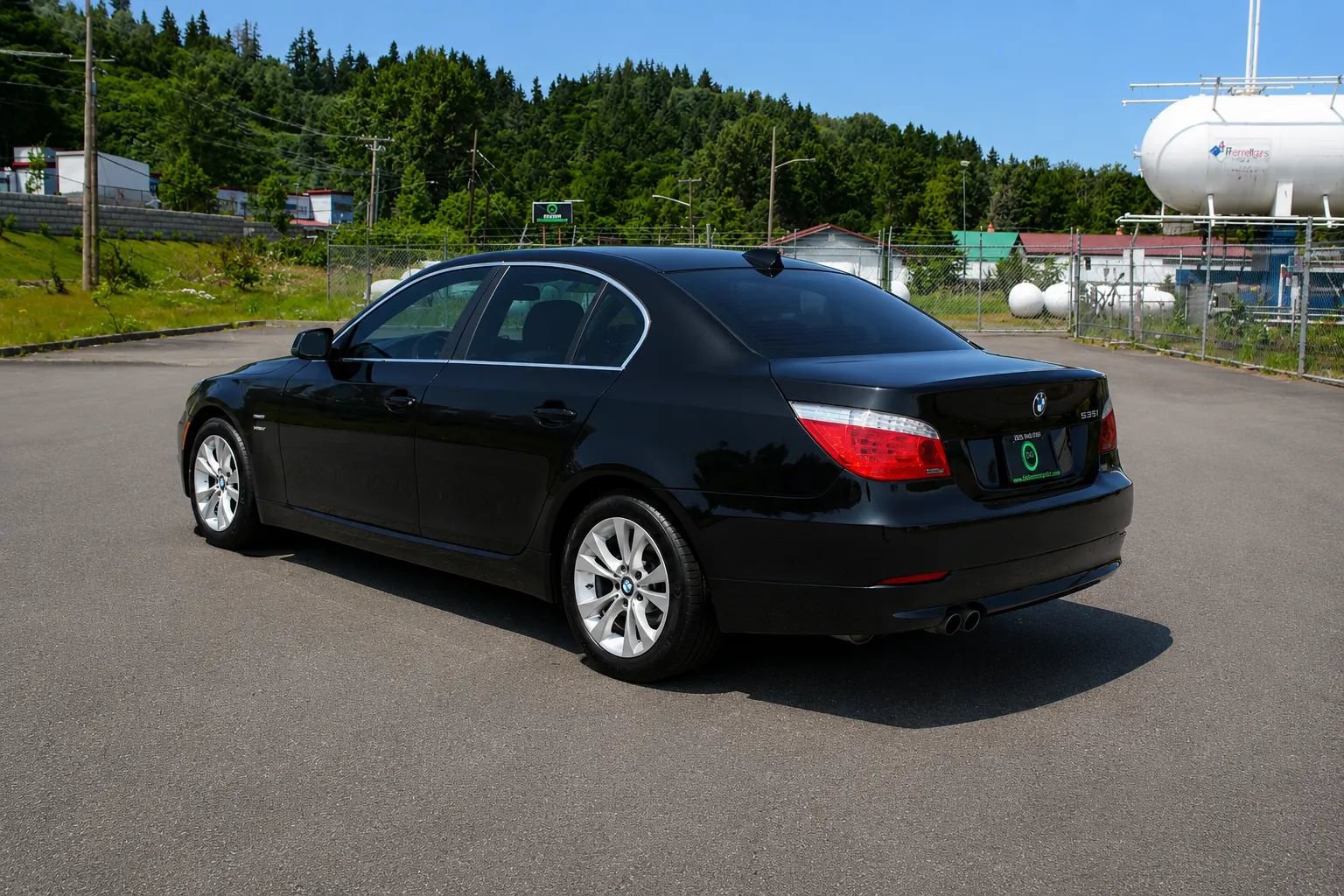 Used 2010 BMW 535i xDrive Sedan AWD/4WD image 5