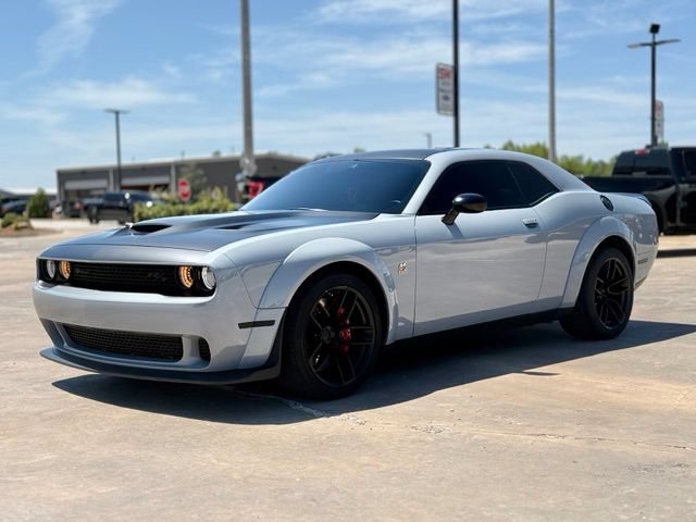 Used 2021 Dodge Challenger R/T Scat Pack RWD image 4