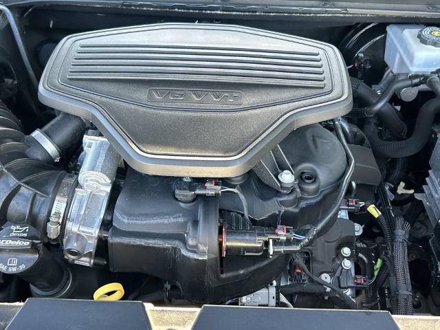 Used 2023 GMC Acadia SLT w/ Elevation Edition FWD image 25