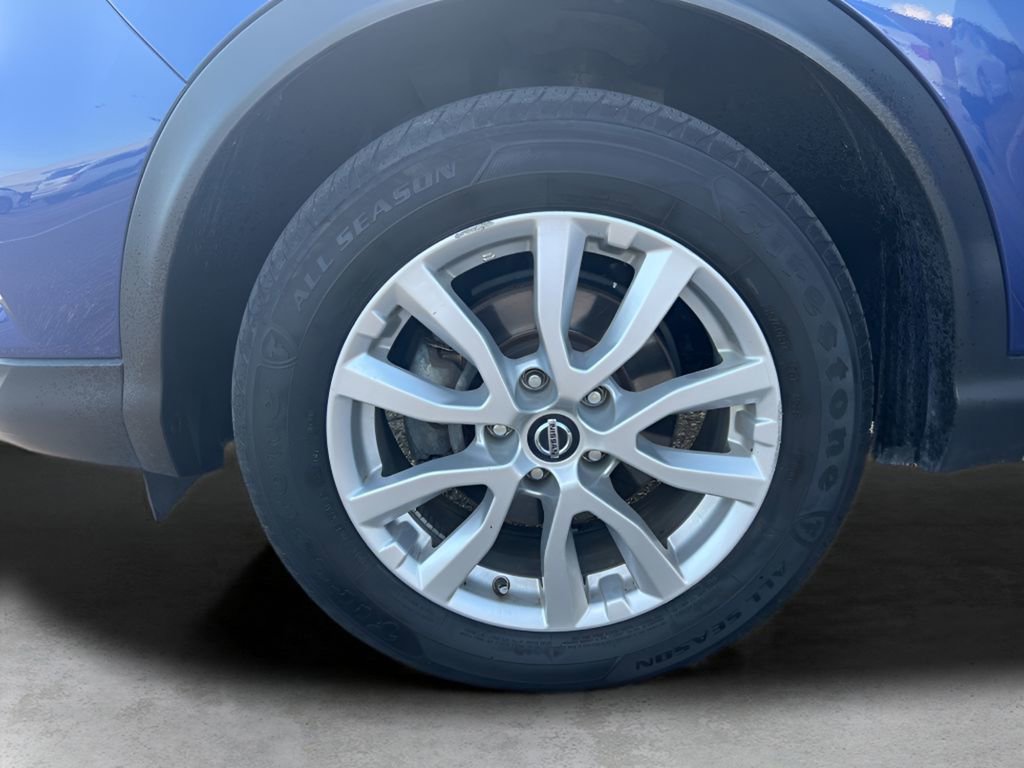 Used 2021 Nissan Rogue Sport S image 29