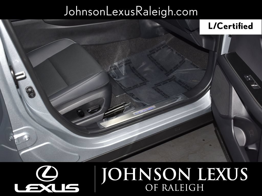 Certified 2025 Lexus UX 300h FWD image 14