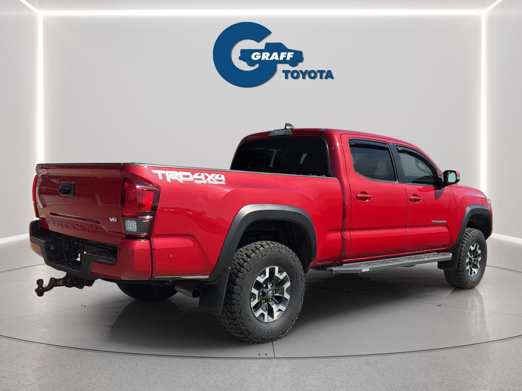 Used 2018 Toyota Tacoma TRD Off-Road w/ Technology Package AWD/4WD image 8