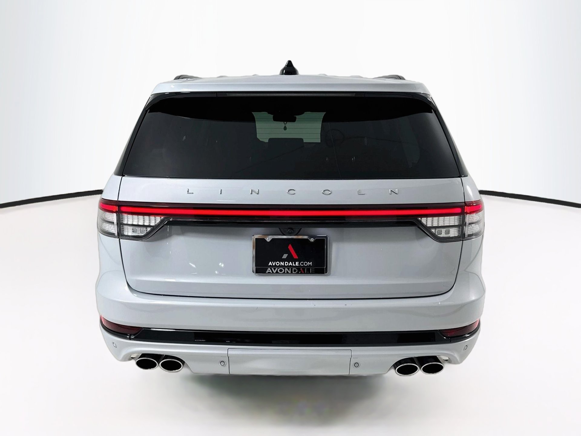 Used 2025 Lincoln Aviator AWD w/ Jet Appearance Package image 7