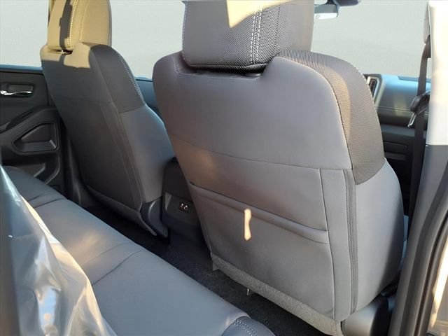 Certified 2026 Nissan Frontier SV w/ All-Weather Content Package AWD/4WD image 17