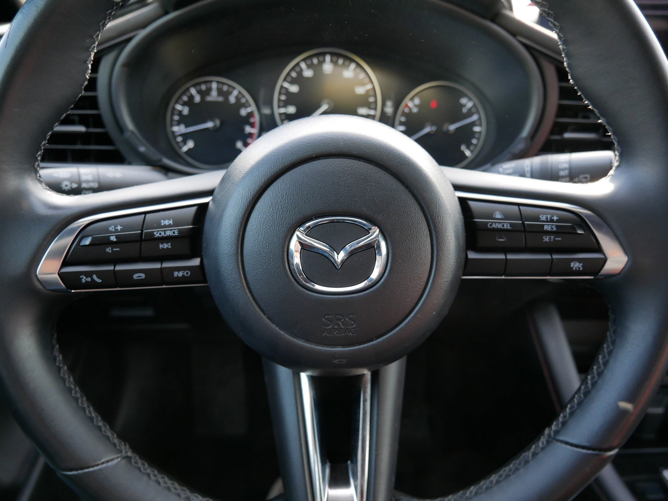 Used 2024 MAZDA MAZDA3 s image 25