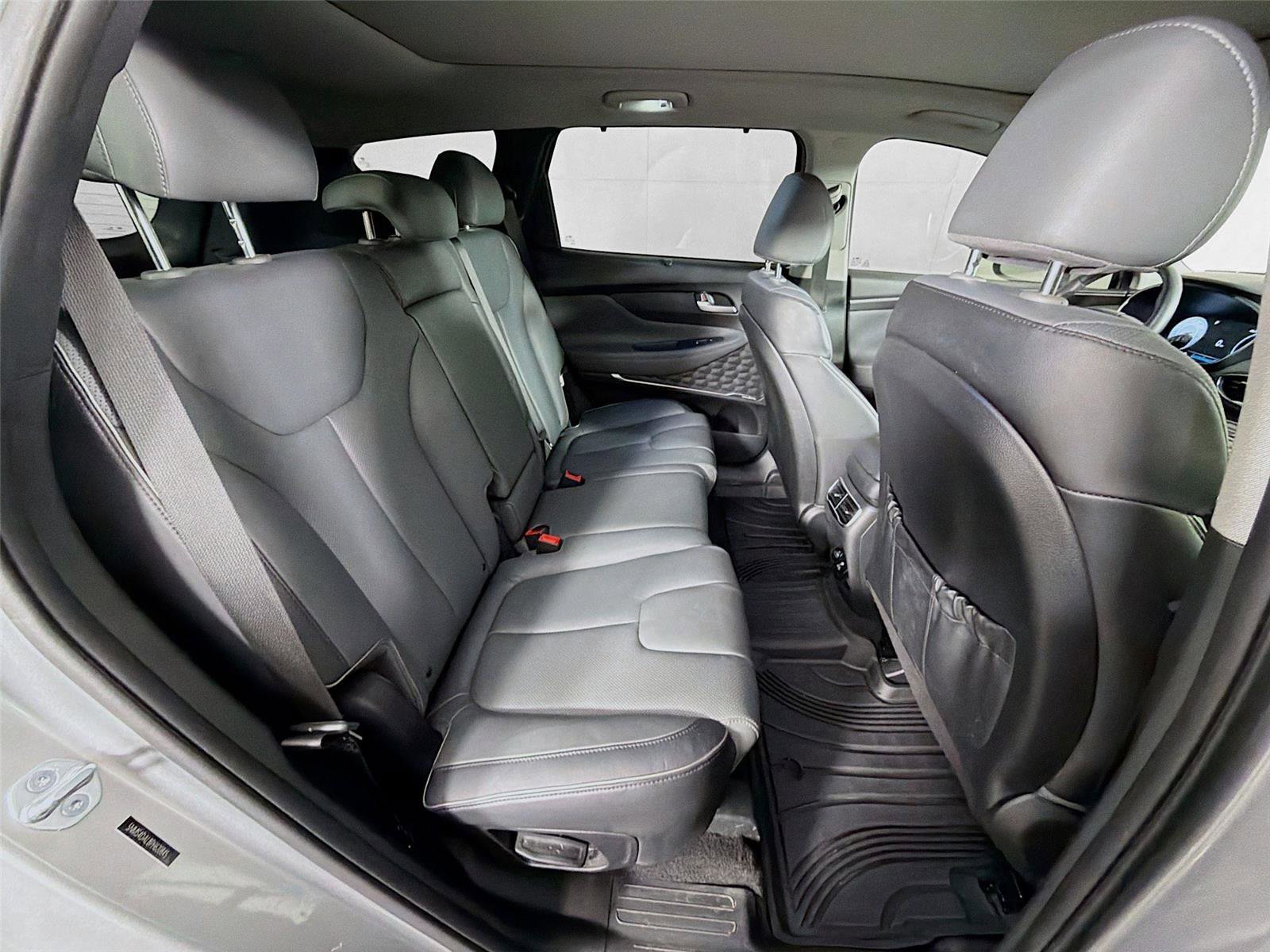 Used 2023 Hyundai Santa Fe Limited AWD/4WD image 28
