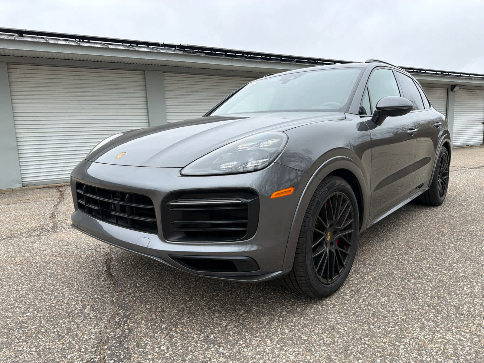 Used 2023 Porsche Cayenne GTS AWD/4WD image 1