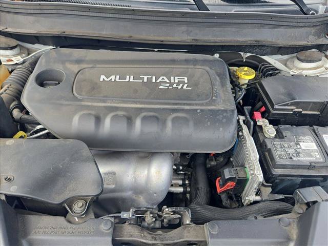 Used 2017 Jeep Cherokee Sport FWD image 21
