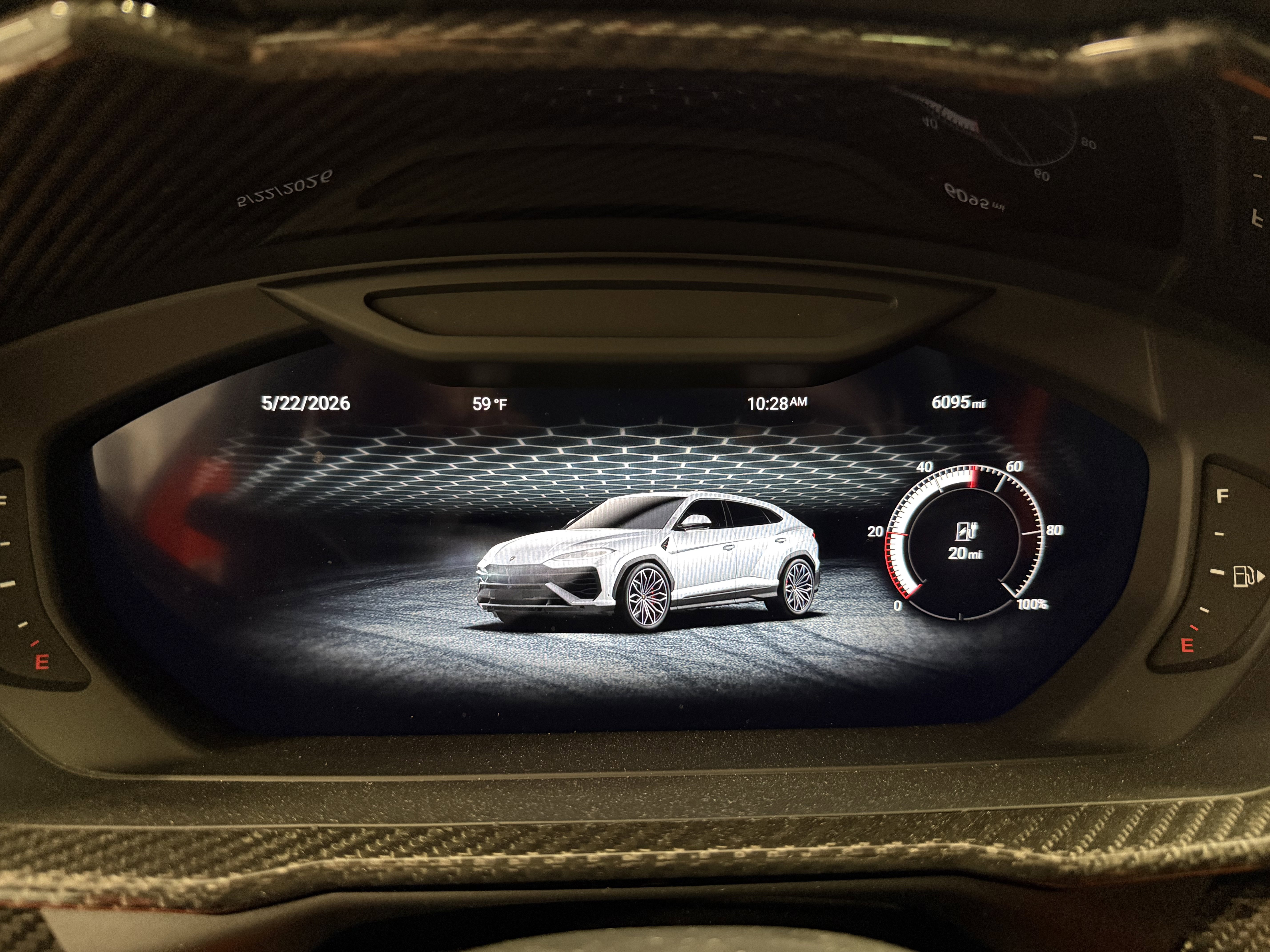Used 2025 Lamborghini Urus SE AWD/4WD image 13