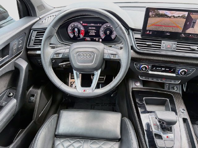 Used 2024 Audi SQ5 Prestige AWD/4WD image 18
