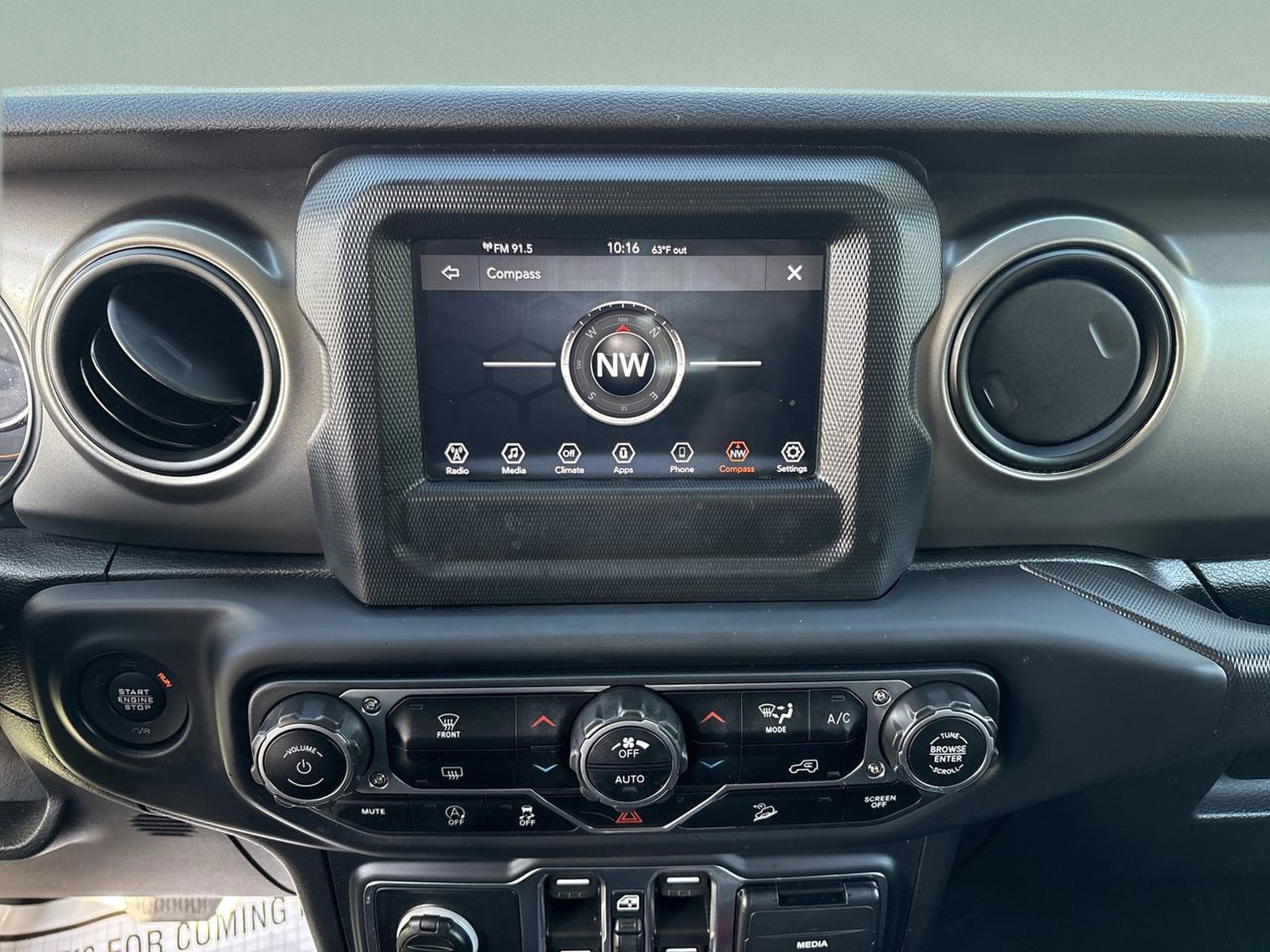 Used 2019 Jeep Wrangler Unlimited Sport S image 28