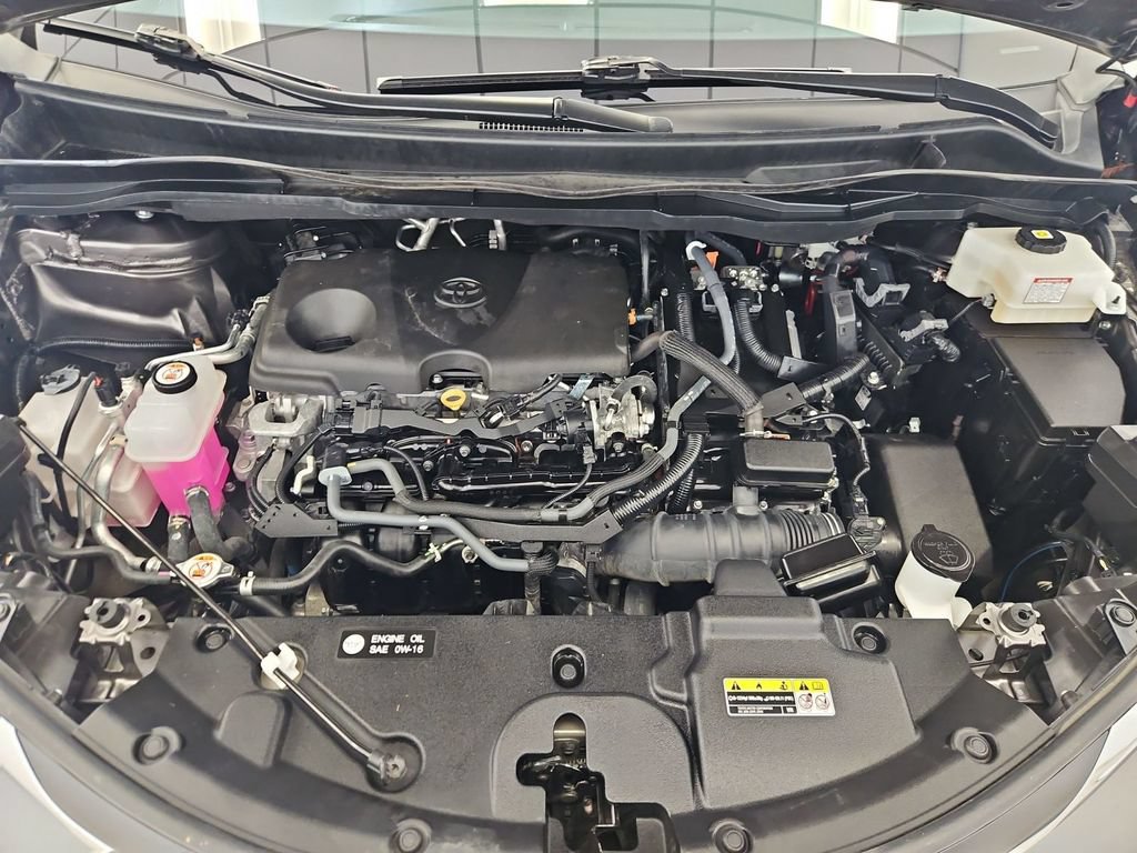 Used 2024 Toyota Sienna LE FWD image 31
