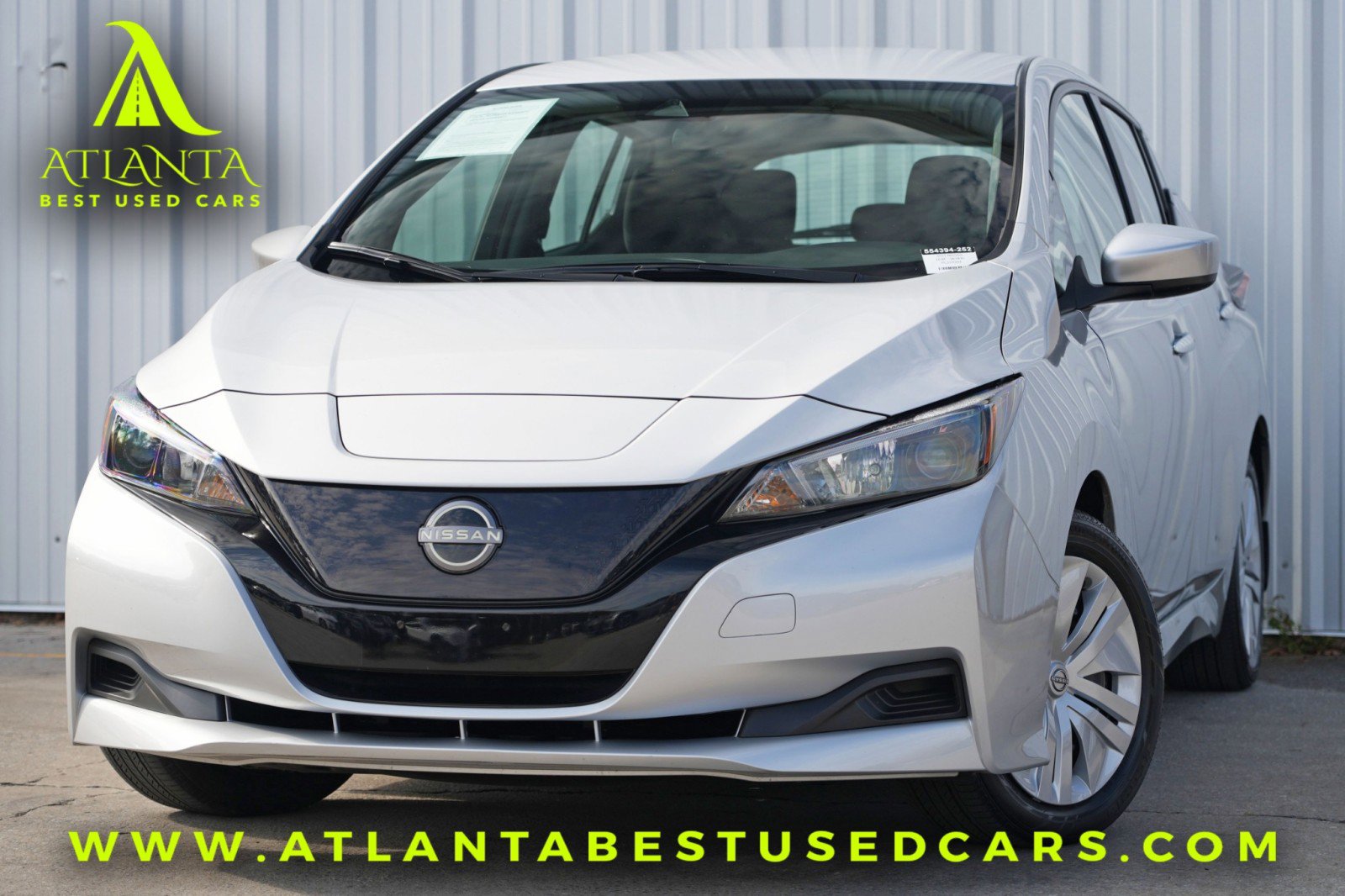 Used 2023 Nissan Leaf S image 1