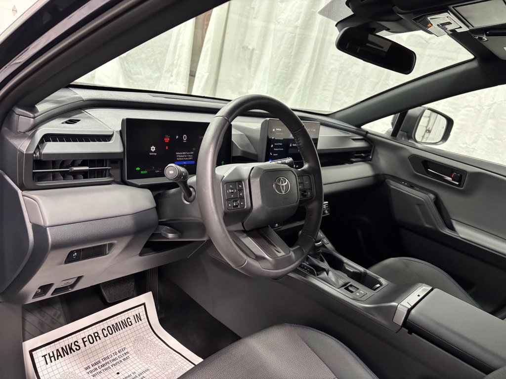 Used 2026 Toyota RAV4 SE w/ Weather Package AWD/4WD image 15
