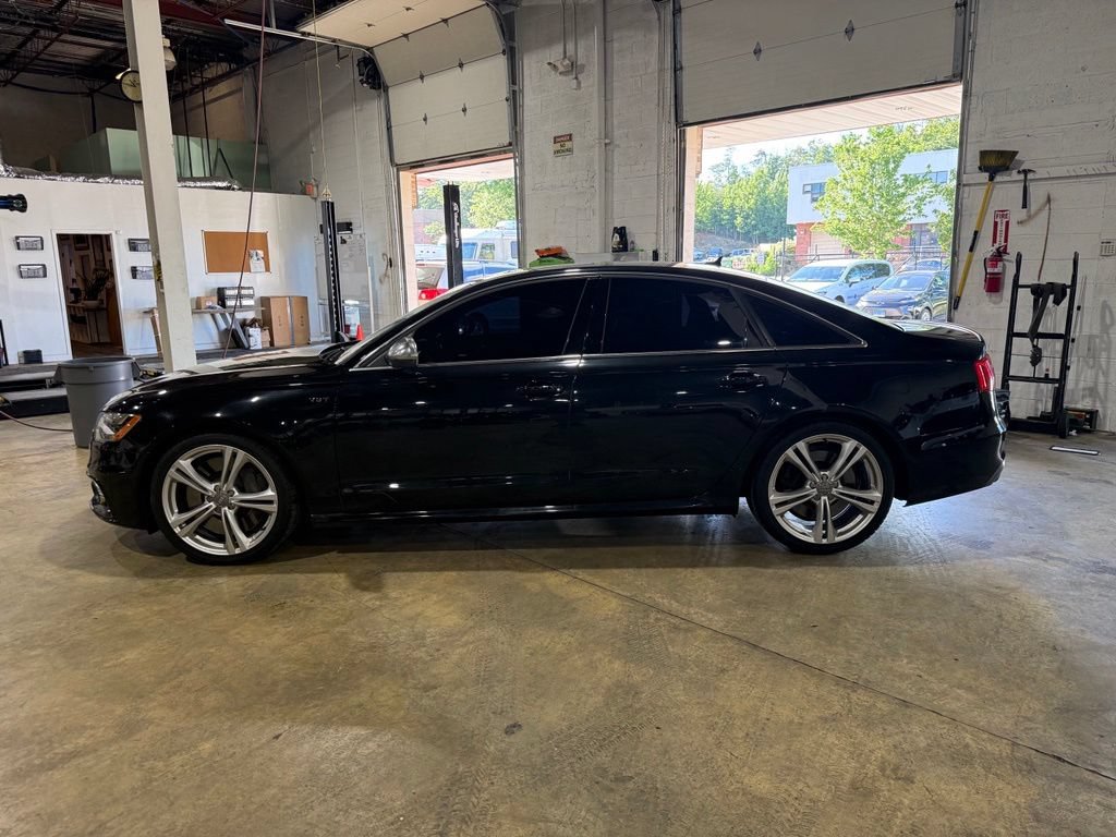 Used 2013 Audi S6 Prestige w/ Innovation Pkg AWD/4WD image 4