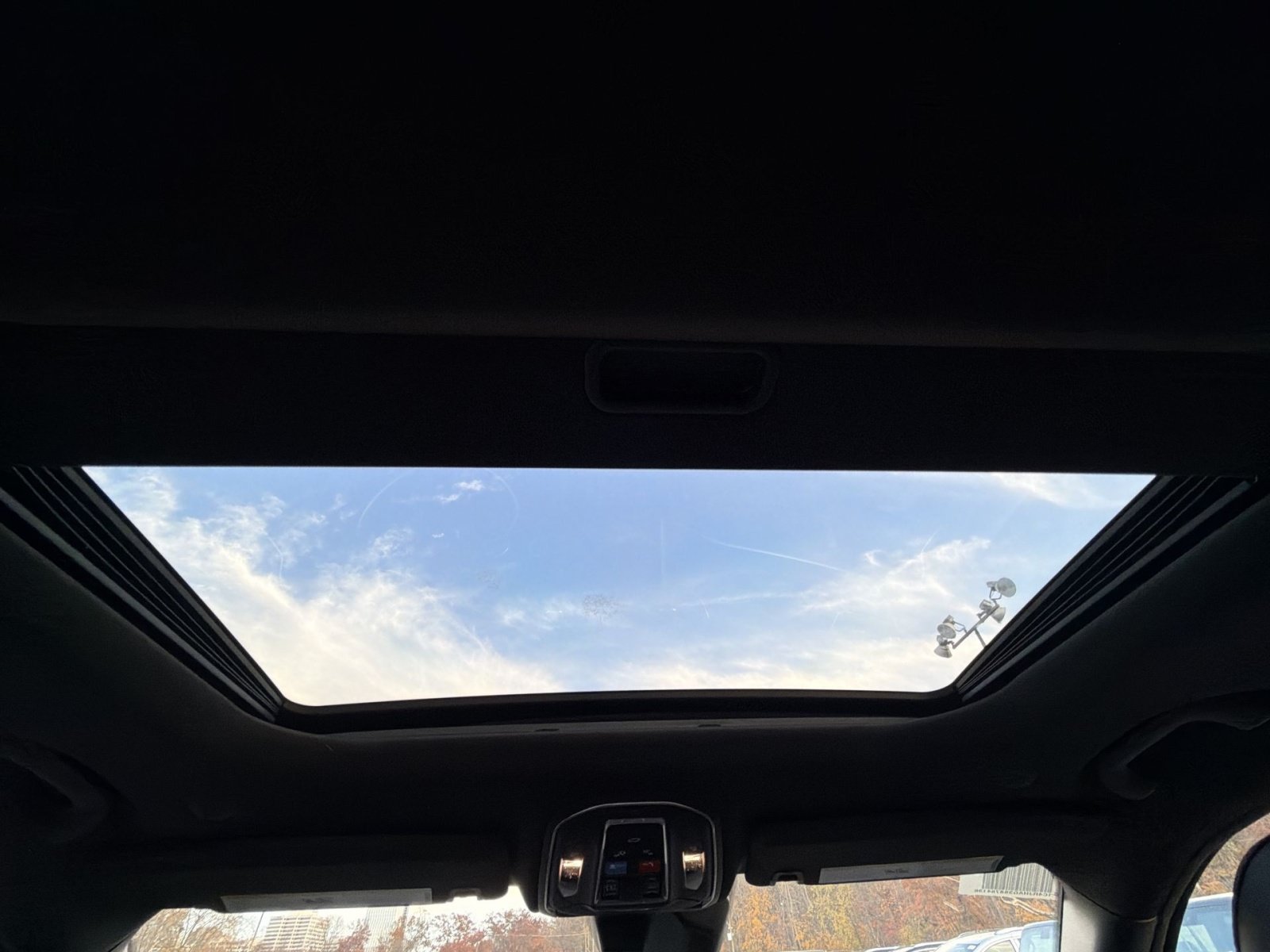 New 2025 Jeep Grand Cherokee Altitude AWD/4WD image 23