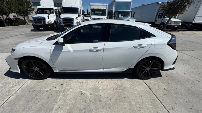 Used 2021 Honda Civic Sport image 2