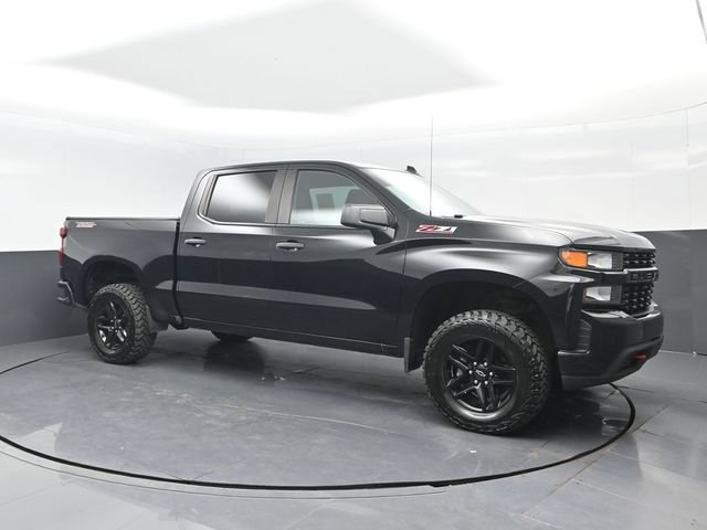 Used 2019 Chevrolet Silverado 1500 Custom Trail Boss w/ Custom Convenience Package AWD/4WD image 2