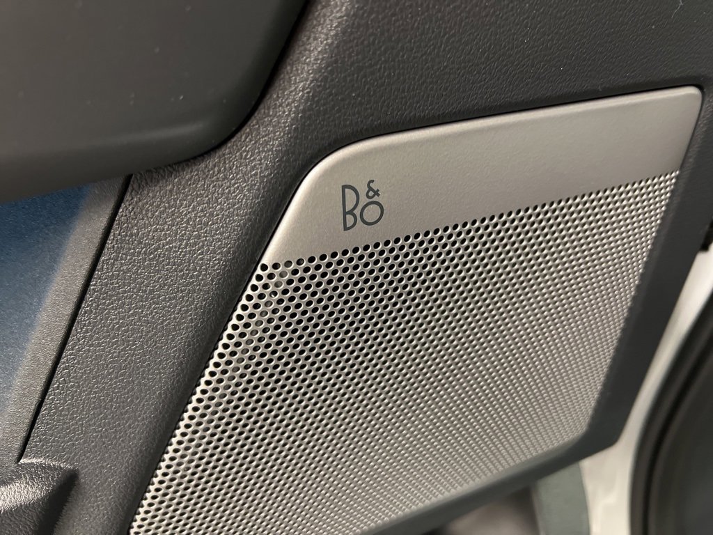 New 2025 Ford F150 Lightning Lariat image 31