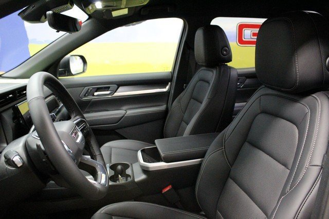 New 2026 GMC Terrain Elevation w/ Elevation Premium Package image 18