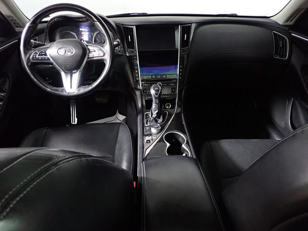 Used 2018 INFINITI Q50 Luxe w/ Sensory Package (Luxe) AWD/4WD image 30