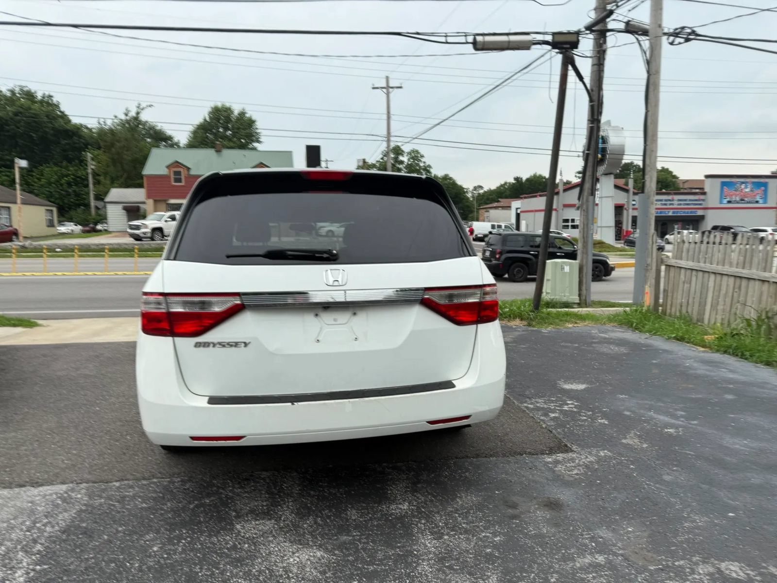 Used 2011 Honda Odyssey EX-L image 6
