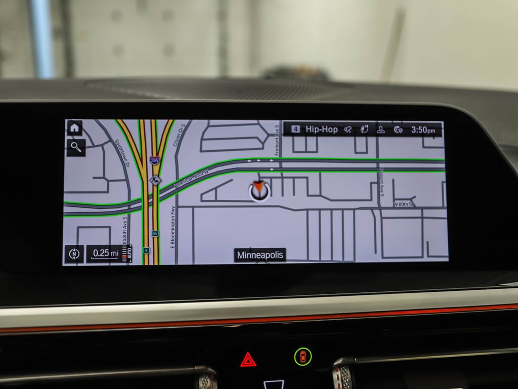 Used 2025 BMW Z4 sDrive30i w/ Premium Package image 12