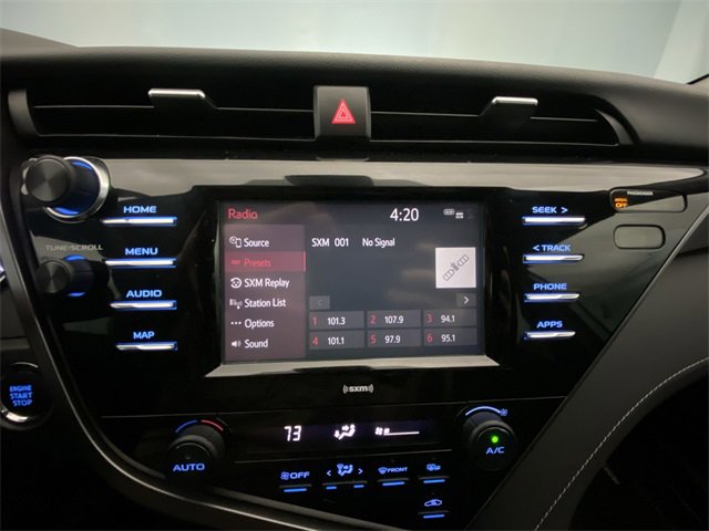 Used 2020 Toyota Camry SE image 16