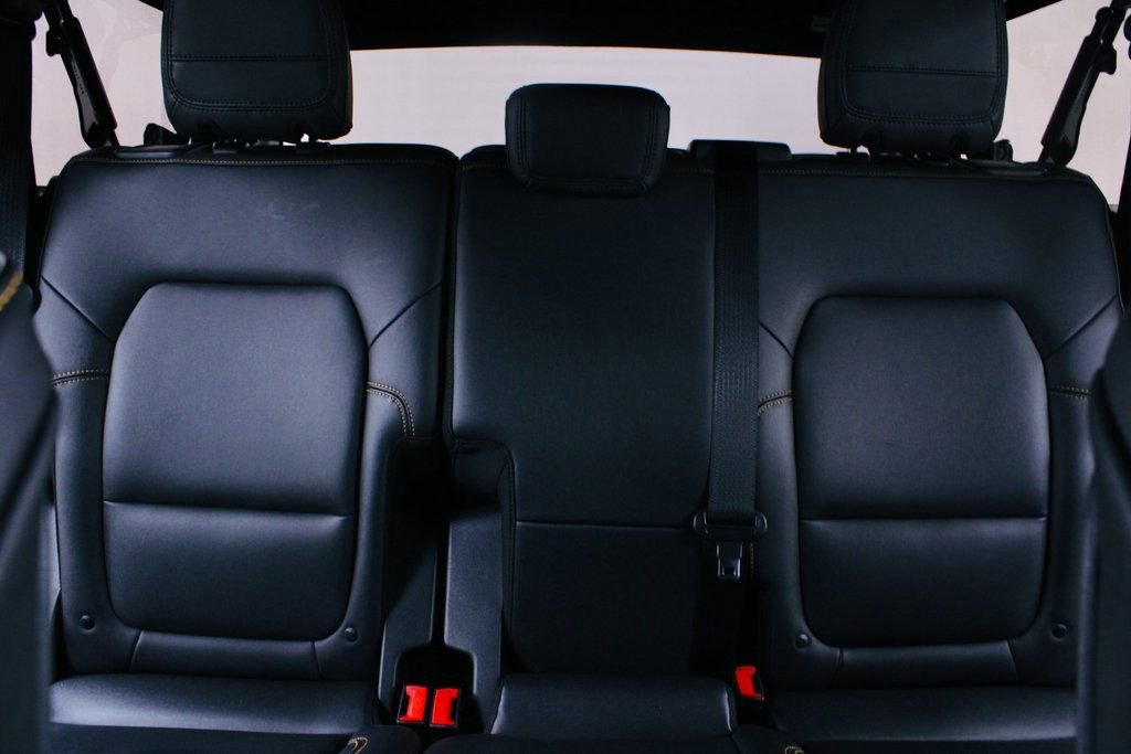 Used 2023 Ford Bronco Badlands image 22