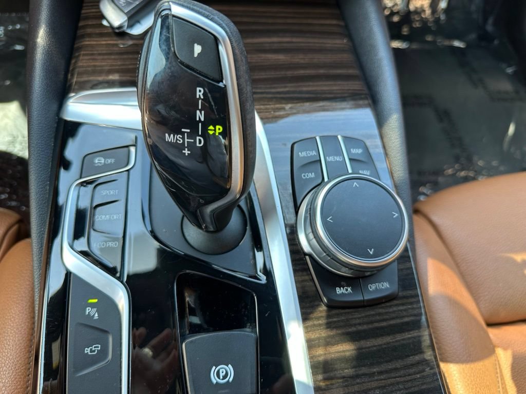 Used 2017 BMW 530i RWD image 19